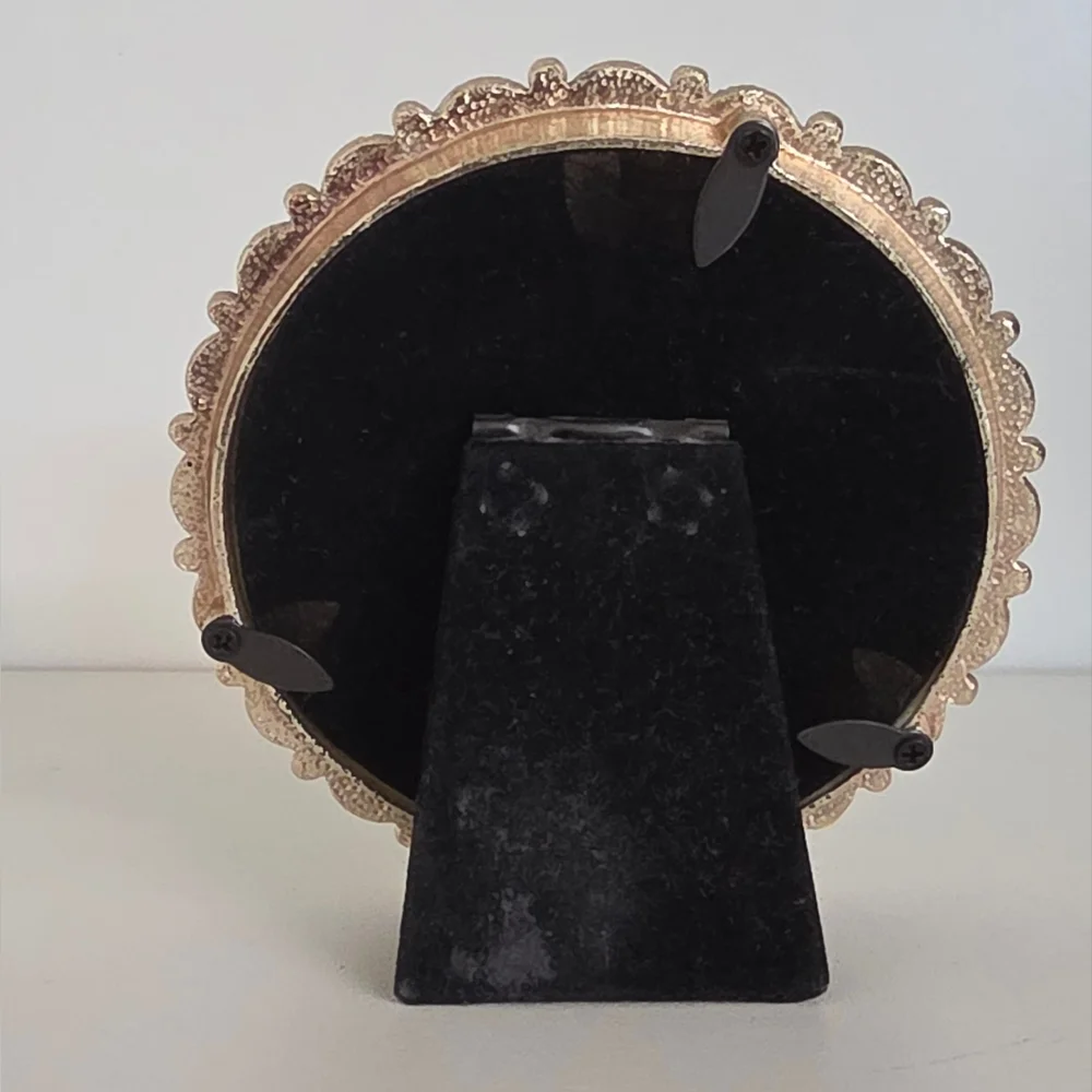 Sheffield Home this frame